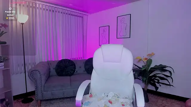 coral smiit online show from March 6, 2025, 11:20 pm