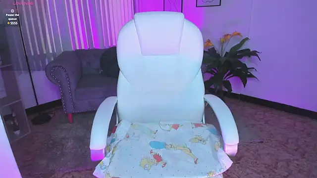 coral smiit online show from March 12, 2025, 10:50 pm