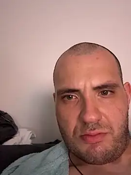 inkviziciq1 online show from September 11, 2025, 10:04 am