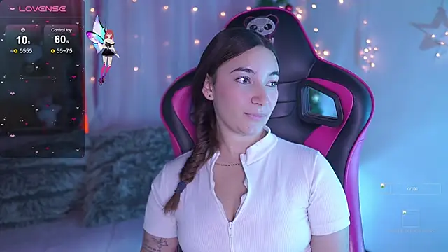 Snapshot of issa_monterrey chatting on November 20, 2025, 10:42 pm issa monterrey online show from November 20, 2025, 10:42 pm