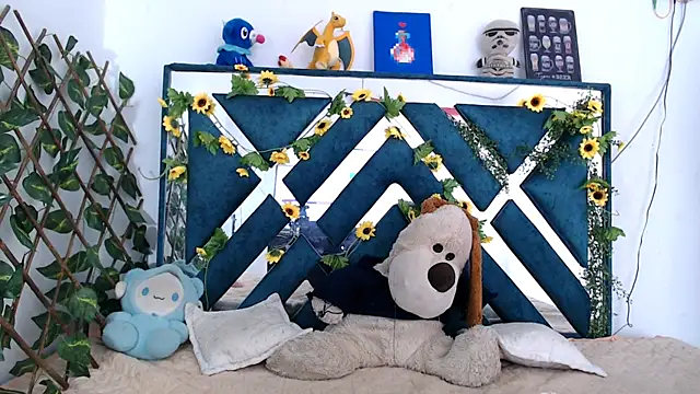 charly  evans online show from October 17, 2025, 4:31 pm