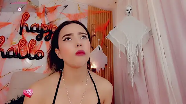 ValeriCardenas online show from October 22, 2025, 1:49 am