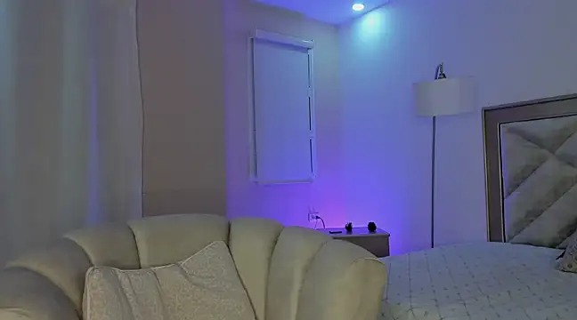 amannda 7 online show from March 5, 2025, 2:14 am