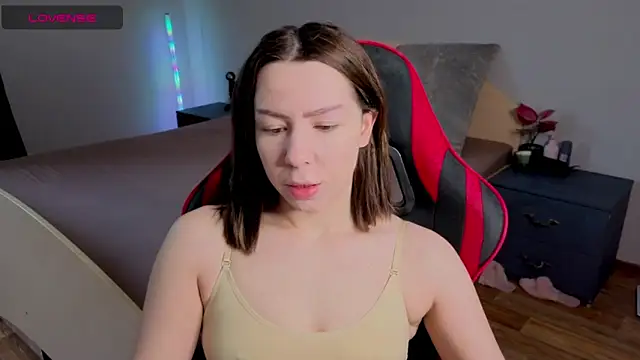 Snapshot of meganluss chatting on March 16, 2026, 3:36 am meganluss online show from March 16, 2026, 3:36 am