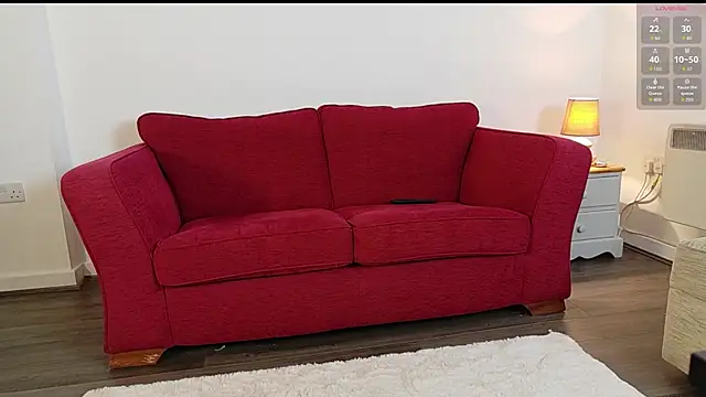 MiaM00 online show from February 5, 2026, 1:51 pm