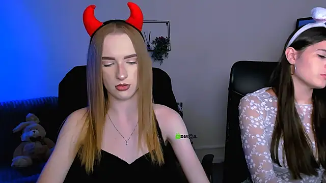 doll vey online show from September 12, 2025, 1:00 pm