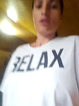 zoeylarkens online show from October 6, 2025, 2:51 pm