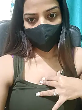 CRAZY  BITE online show from November 16, 2025, 8:35 pm