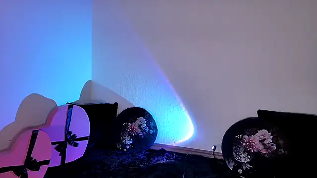 Rosemarie Blu online show from February 23, 2026, 6:08 pm