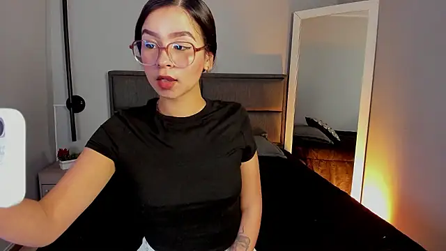 sweet obsession   online show from February 10, 2026, 12:26 pm