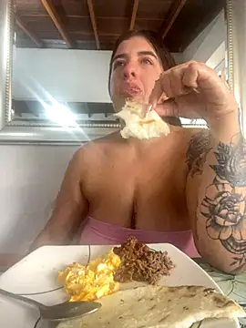 Madisson-Rivas online show from October 17, 2025, 1:24 pm