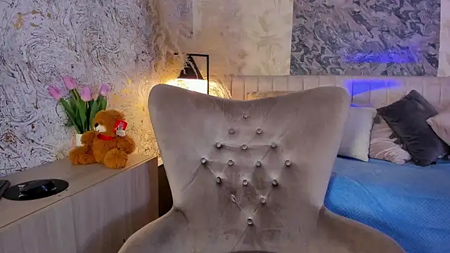 Arianaa collins online show from March 10, 2026, 11:36 am