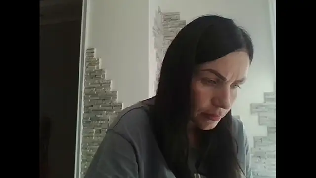 MystaLuuna online show from September 21, 2025, 9:14 am