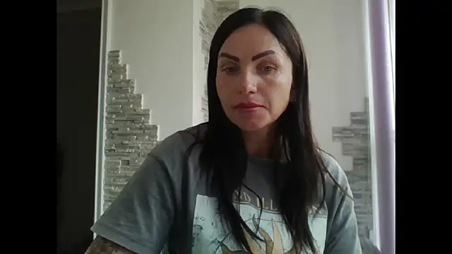 MystaLuuna online show from September 25, 2025, 7:36 am