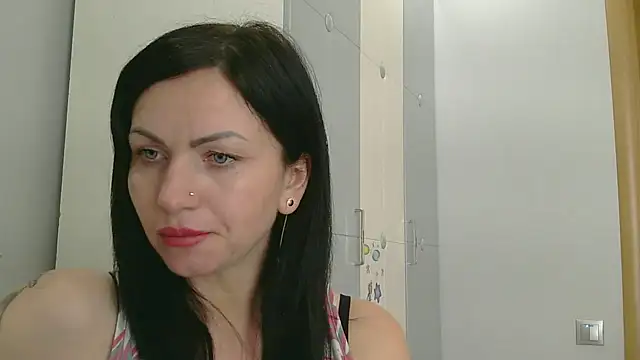 MystaLuuna online show from March 10, 2025, 10:28 am