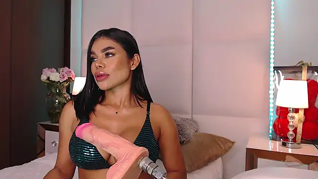 Amylewisq online show from March 18, 2025, 3:45 am