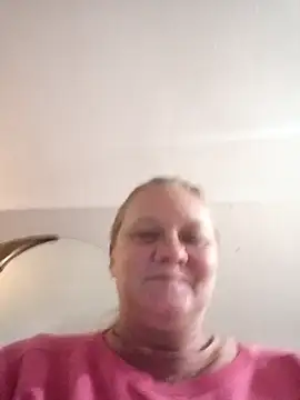 wetnwildforyou online show from November 11, 2025, 3:18 pm