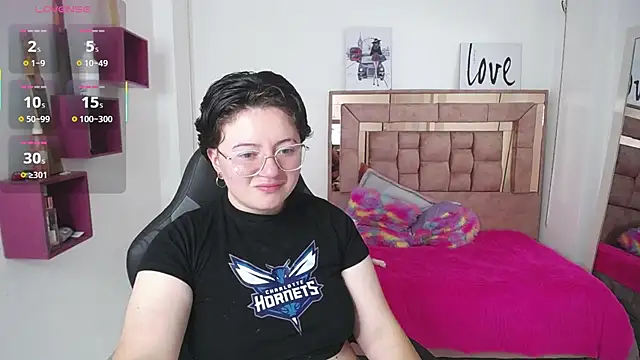 safyka online show from November 26, 2025, 3:17 am