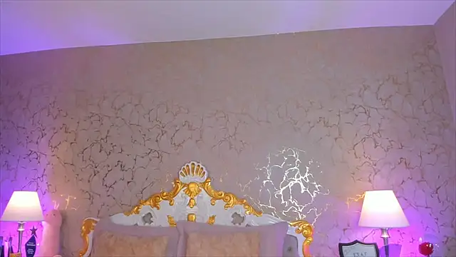 ScarlettWallace online show from November 14, 2025, 9:51 pm