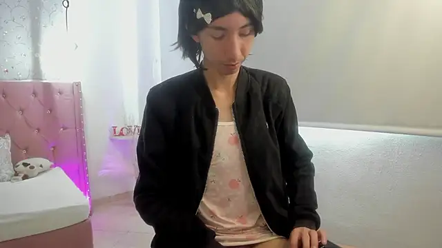 Snapshot of loverisu-coral chatting on March 4, 2026, 6:59 pm loverisu-coral online show from March 4, 2026, 6:59 pm