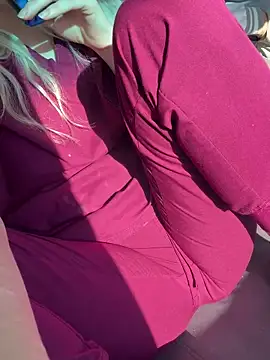 sluttypumpkin online show from September 27, 2025, 11:55 pm