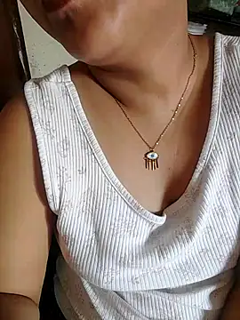 Snapshot of pallu_telgu_kannada chatting on November 11, 2025, 5:24 am pallu telgu kannada online show from November 11, 2025, 5:24 am