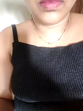 Snapshot of pallu_telgu_kannada chatting on October 11, 2025, 8:37 am pallu telgu kannada online show from October 11, 2025, 8:37 am