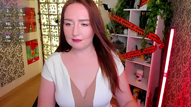 LinaFlawless online show from November 4, 2025, 2:15 am