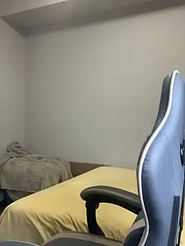 kurvibabe online show from January 13, 2026, 8:35 pm