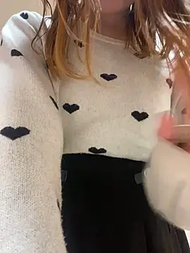 Snapshot of runaruna0012 chatting on February 27, 2025, 9:07 am runaruna0012 online show from February 27, 2025, 9:07 am