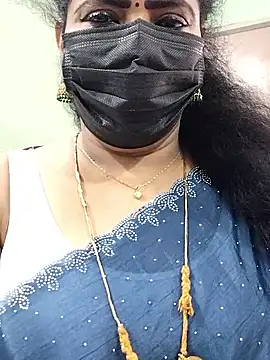 Snapshot of abinaya26 chatting on October 13, 2025, 7:10 am abinaya26 online show from October 13, 2025, 7:10 am