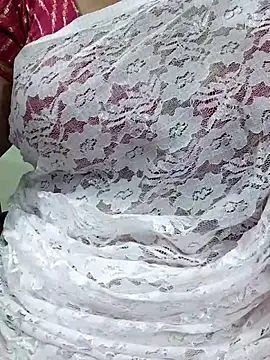 Snapshot of abinaya26 chatting on October 11, 2025, 6:36 am abinaya26 online show from October 11, 2025, 6:36 am