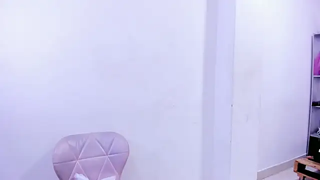 Snapshot of Bonniie_22 chatting on September 26, 2025, 1:40 pm Bonniie 22 online show from September 26, 2025, 1:40 pm