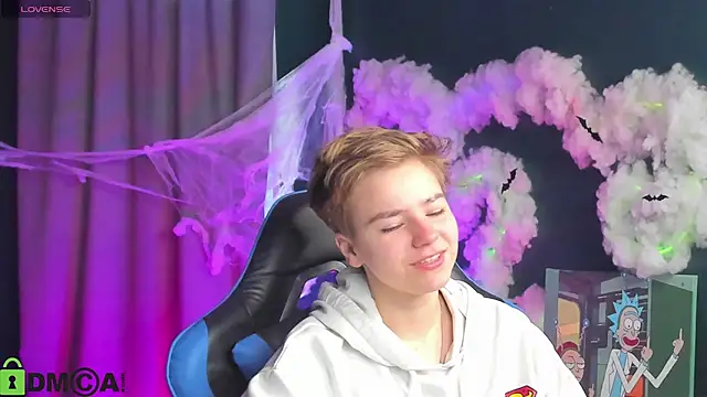 Jean Wilsons online show from October 27, 2025, 11:11 am