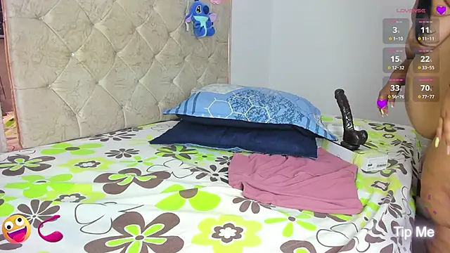 Snapshot of LunaaSweett chatting on January 31, 2026, 7:12 pm LunaaSweett online show from January 31, 2026, 7:12 pm