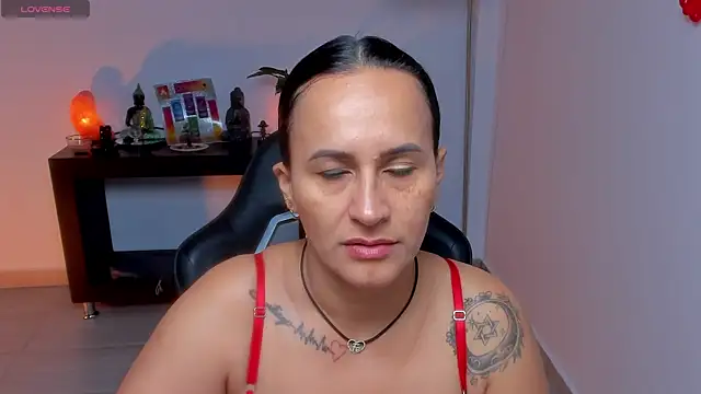 Snapshot of Sara_Charmy chatting on July 4, 2026, 10:54 am Sara Charmy online show from July 4, 2026, 10:54 am