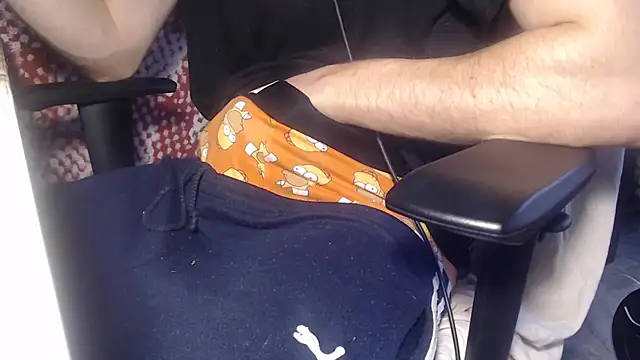 GreekDaddyNickOfficial online show from October 21, 2025, 10:47 am