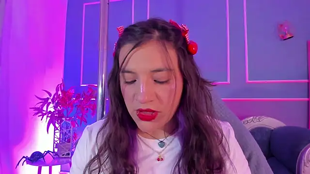 TaraTaylorr online show from February 17, 2026, 3:26 am