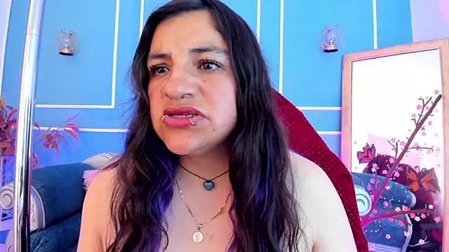 TaraTaylorr online show from May 25, 2026, 3:50 am