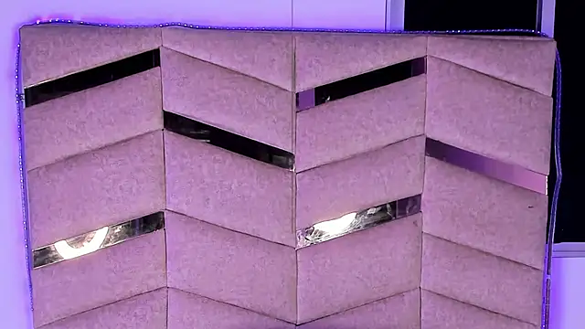 MadissonLee   online show from November 30, 2025, 12:17 pm