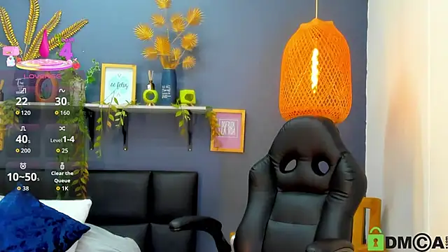 yessila parker online show from January 14, 2026, 10:52 am