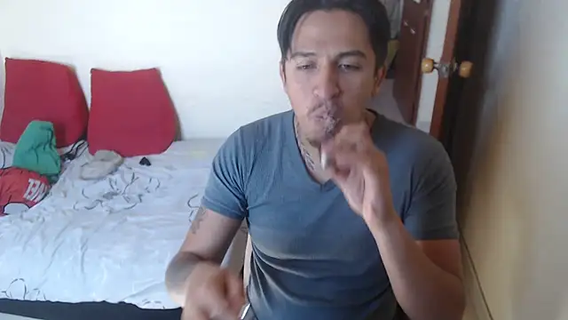 Snapshot of amelia_noe chatting on February 27, 2026, 3:45 pm amelia noe online show from February 27, 2026, 3:45 pm