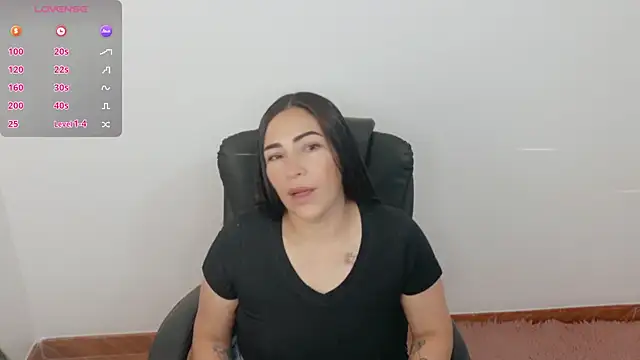 Snapshot of luna_lgomez_ chatting on July 30, 2026, 10:03 am luna lgomez online show from July 30, 2026, 10:03 am