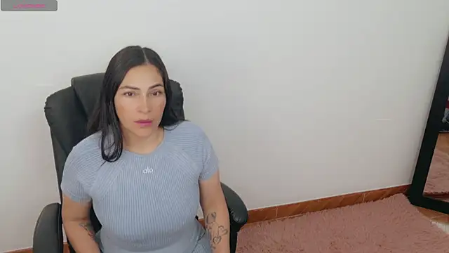 Snapshot of luna_lgomez_ chatting on July 16, 2026, 10:01 am luna lgomez online show from July 16, 2026, 10:01 am