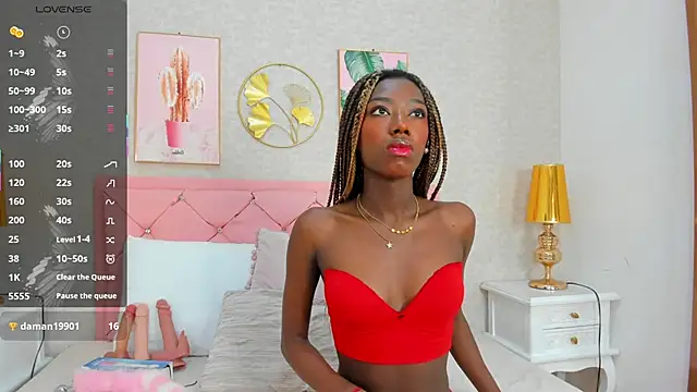 Snapshot of SamantaMarquez chatting on October 9, 2025, 8:20 pm SamantaMarquez online show from October 9, 2025, 8:20 pm