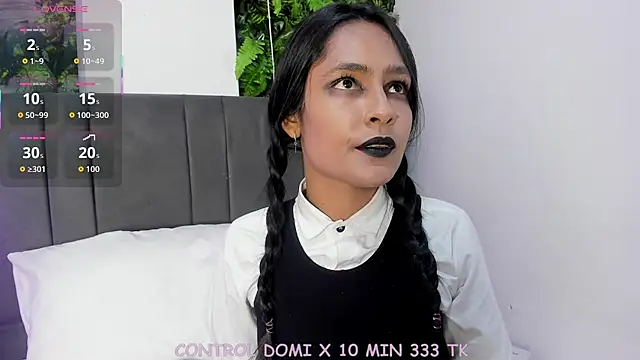 Snapshot of Fernanda_liie_ chatting on October 23, 2025, 12:48 pm Fernanda liie online show from October 23, 2025, 12:48 pm