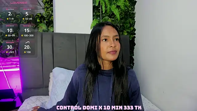 Snapshot of Fernanda_liie_ chatting on October 18, 2025, 12:51 pm Fernanda liie online show from October 18, 2025, 12:51 pm