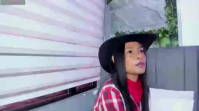 Snapshot of Fernanda_liie_ chatting on October 14, 2025, 12:50 pm Fernanda liie online show from October 14, 2025, 12:50 pm