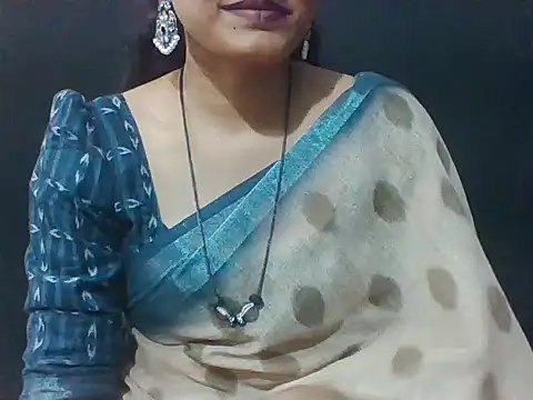 Snapshot of sugandha_bhabhi chatting on April 13, 2026, 5:06 pm sugandha bhabhi online show from April 13, 2026, 5:06 pm