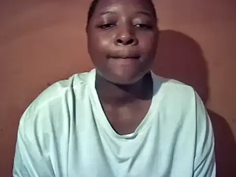 sexyhips2001 online show from October 21, 2025, 9:14 pm